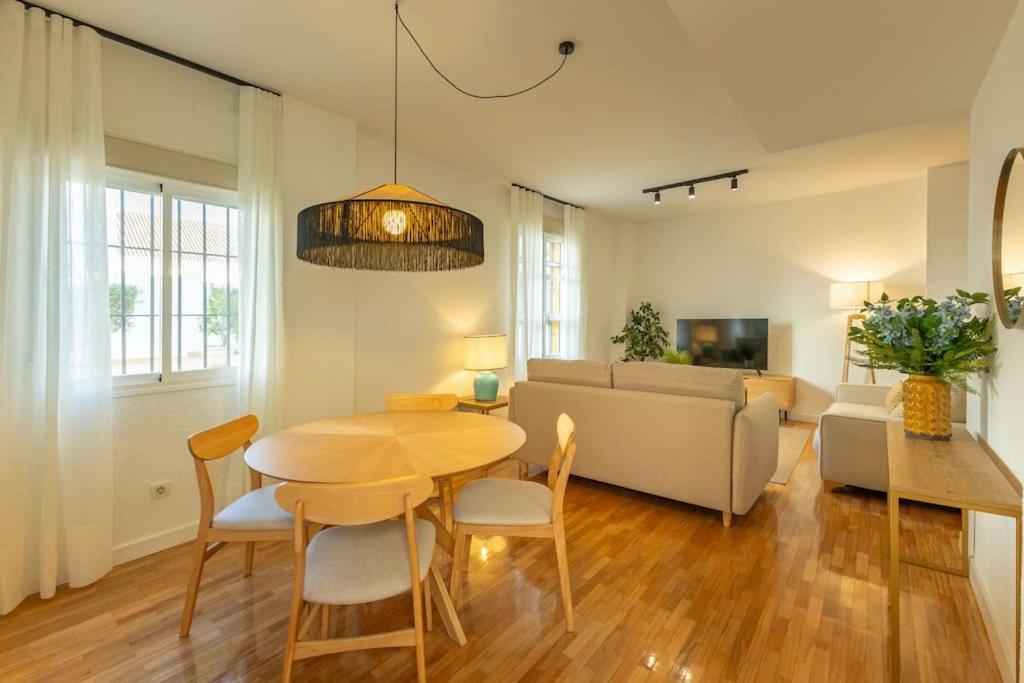 Apartmán Triana Deluxe By Valcambre Sevilla Exteriér fotografie